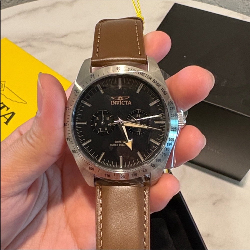 Invicta Men's Black Dial Brown Leather Watch NWT